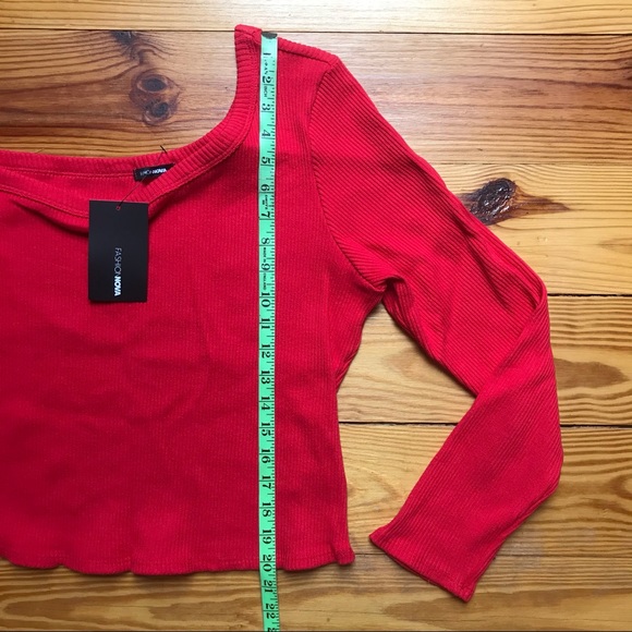 Fashion Nova Red Asymmetrical Sleeve Sweater, 1X - Picture 5 of 10